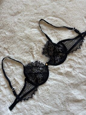Gooseberry Intimates Black Lace Underwire Bra